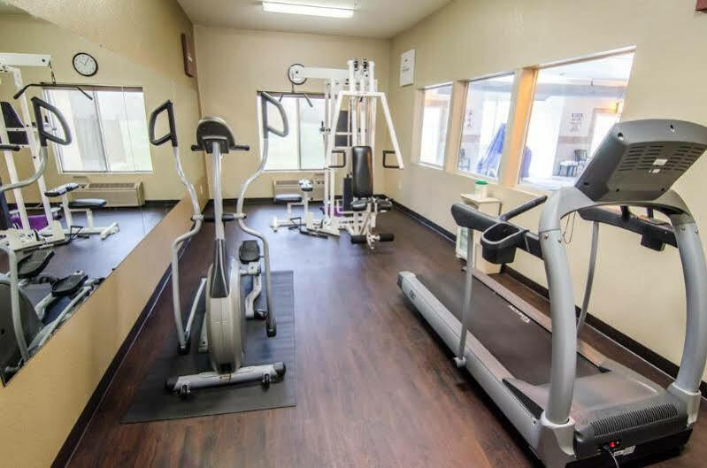 Comfort Inn & Suites Pittsburg Extérieur photo